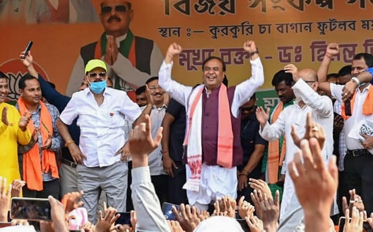 Injury interrupts Assam CM’s campaign, supporter breaks leg while dancing at Himanta Biswa Sarma’s rally