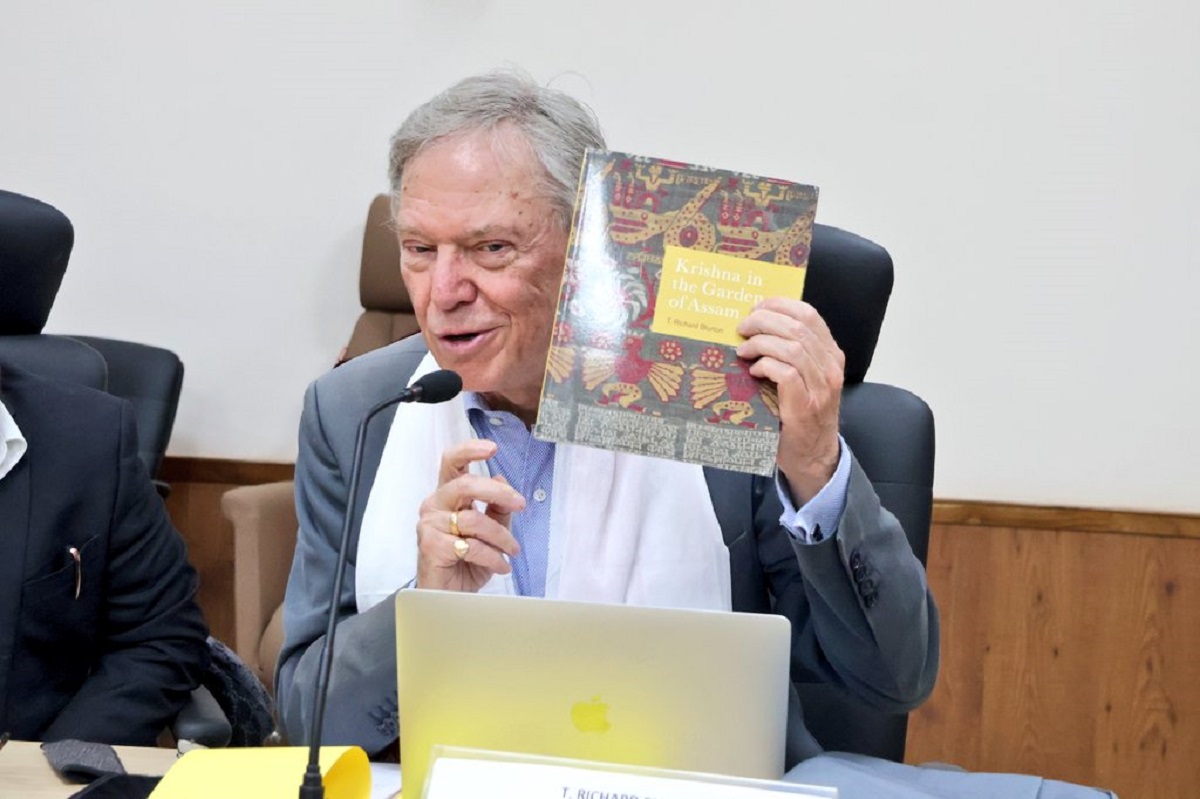 British Museum’s Richard Blurton Delivers Lecture on Vrindavani Vastra and Assam’s Cultural Heritage at Gauhati University
